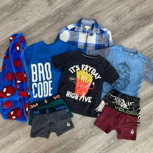 *BUNDLE Boys 4/5 (xsm) Tees, Long Sleeve, Robe & Boxer Briefs
